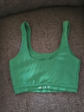 Wilo Green Ribbed Scoop-Back Sports Bra